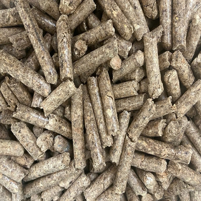 Wood pellets made from mixed wood 