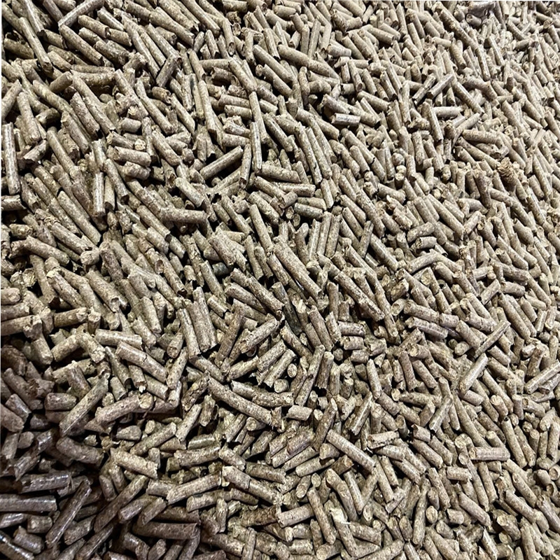 Wood pellets made from recycled pallets 